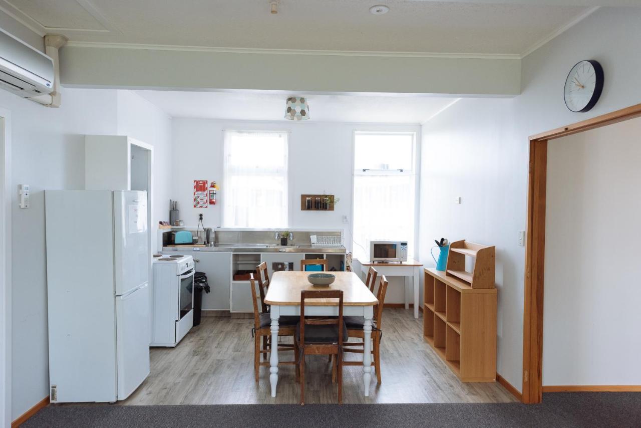Kowhai Flat Pounawea Zewnętrze zdjęcie